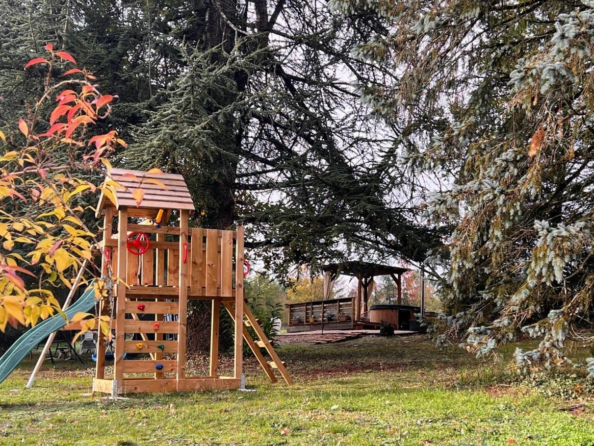 Domaine Le Manoir, Gites De Charme Et De Caractere Avec Piscines Privatisees Et Spa Nordique Fossemagne Eksteriør billede